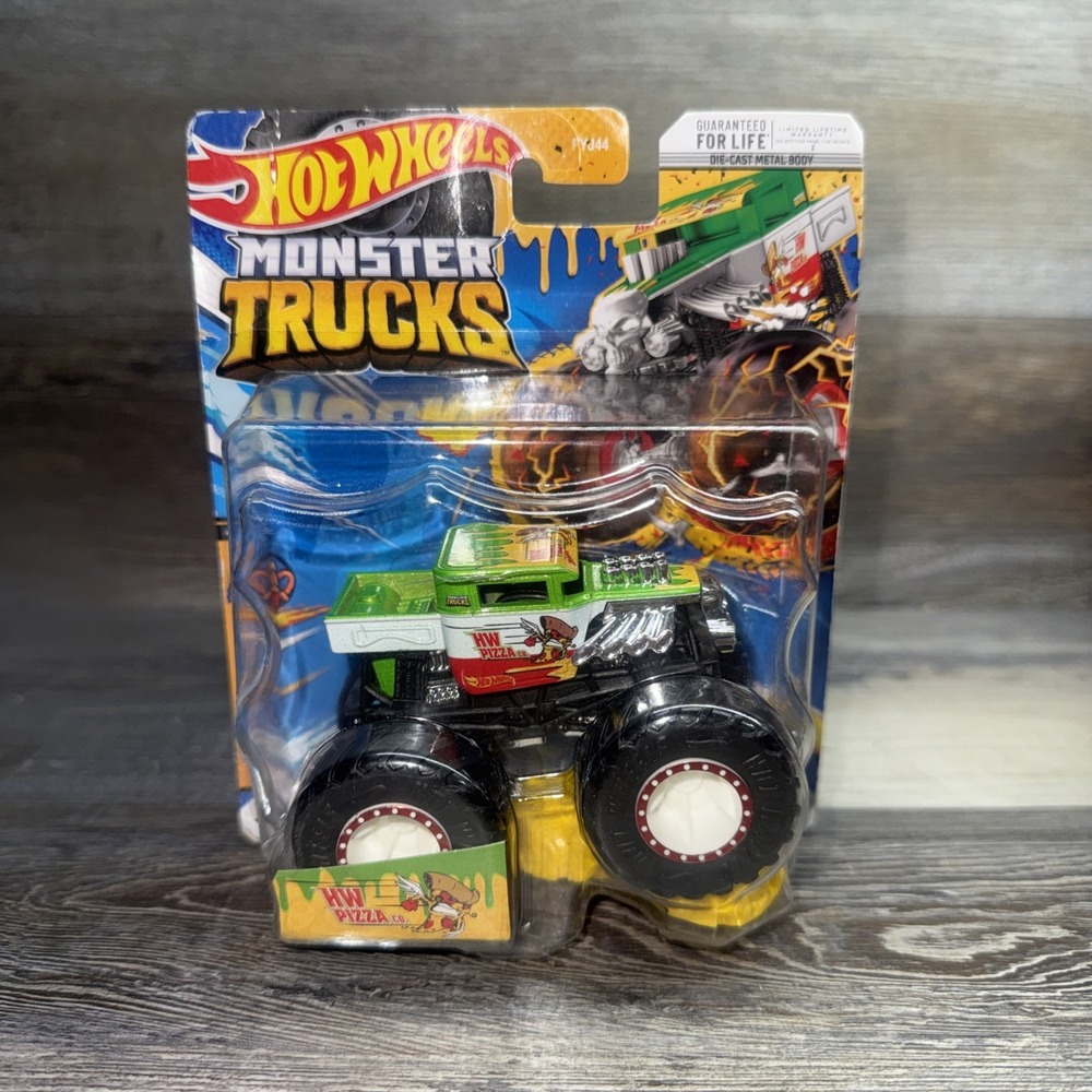 HOT WHEELS   MONSTER  HW PIZZA CO. MONSTER TRUCK 1/64  in CARD